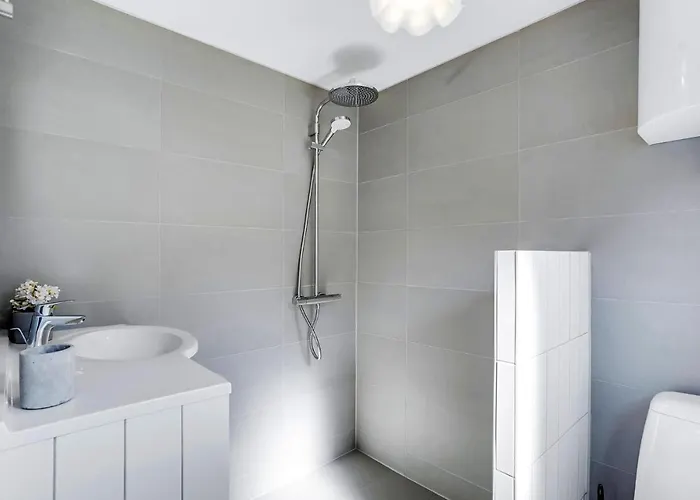 3 Bedroom Beautiful In